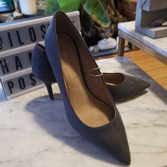 🆕 Faux Suede Pump Heel US 6 NWT ON - Picture 2 of 10